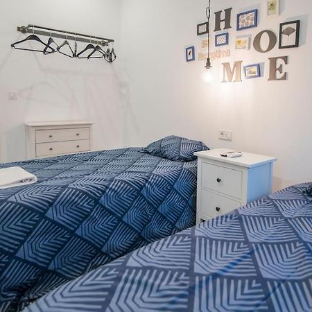 Cozy Flat In City Center Feel The Vibe Selfcheckin Valenza Esterno foto