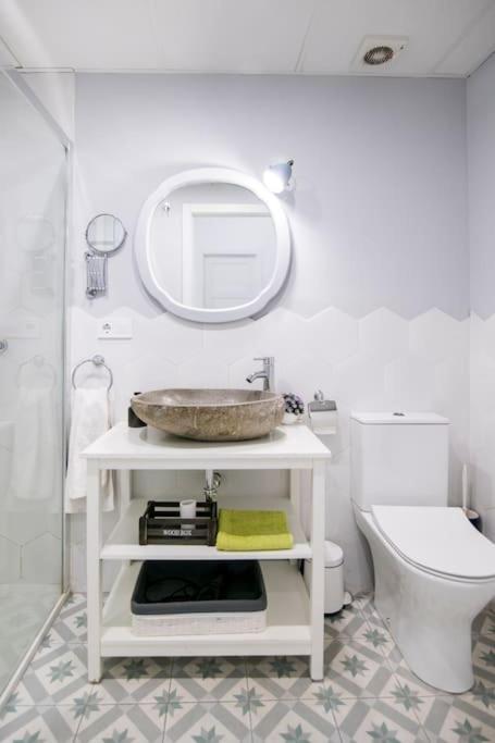 Cozy Flat In City Center Feel The Vibe Selfcheckin Valenza Esterno foto